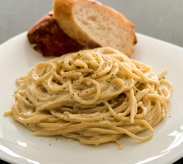 Creamy-Garlic-Pasta