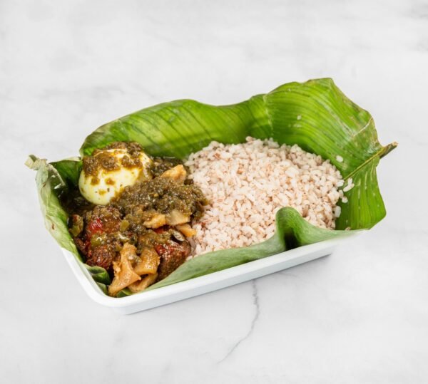 ShalomAfricanFood_OfadaRiceWAyamase_2880x2304