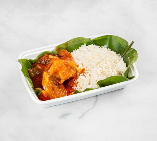 ShalomAfricanFood_WhiteRiceWBukaStew_2880x2304