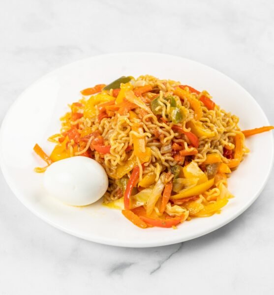 ShalomAfricanFood_StirFryNoodles_2880x2304